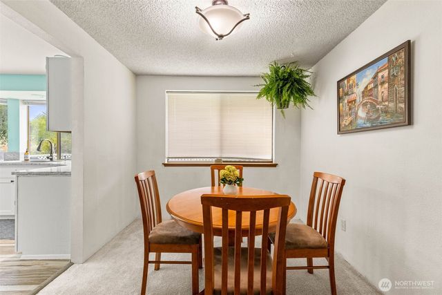 10023 Whitecap Drive NW, Olympia, WA 98502