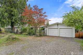 10023 Whitecap Drive NW, Olympia, WA 98502