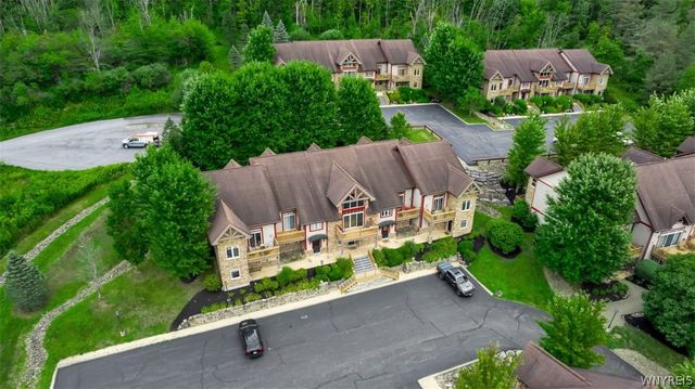 9 Mountainview Lower, Ellicottville, NY 14731