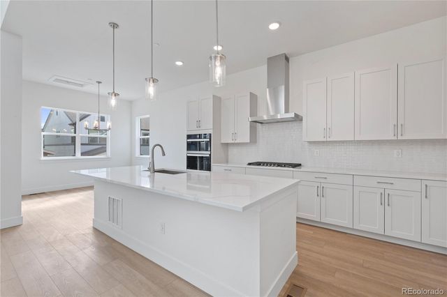 5630 W 142 Avenue, Broomfield, CO 80020