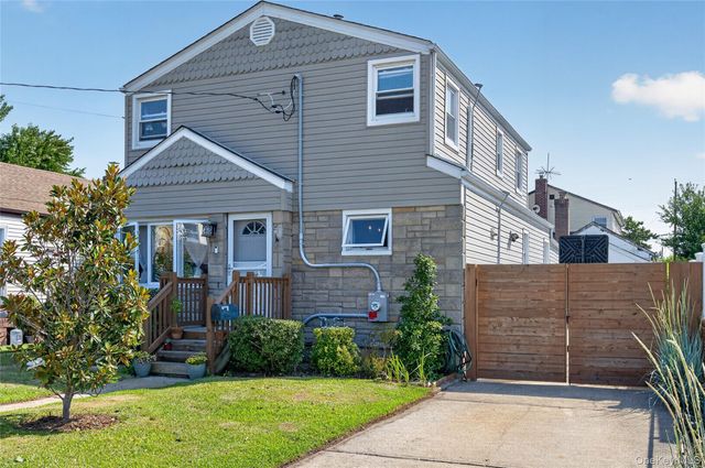 120 Bert Avenue, Westbury, NY 11590