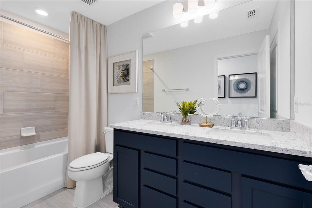 Image 30 of property listing at 11467 HARBORVIEW STREET, Orlando, FL 32832