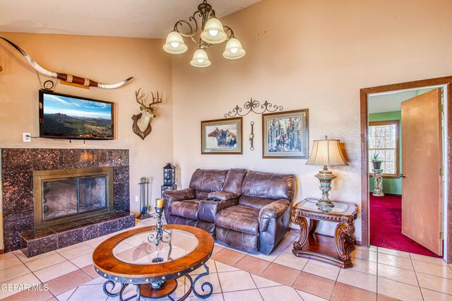 916 MIKE MAROS Street, Fabens, TX 79838
