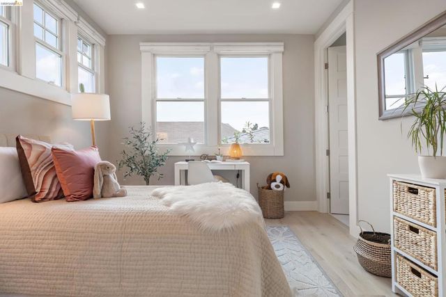 636 636 56Th St, Oakland, CA 94609