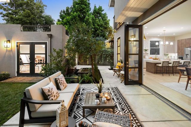 636 636 56Th St, Oakland, CA 94609