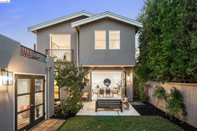 636 636 56Th St, Oakland, CA 94609