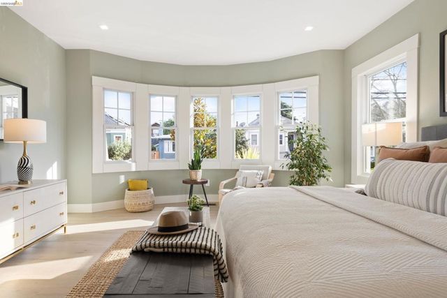 636 636 56Th St, Oakland, CA 94609