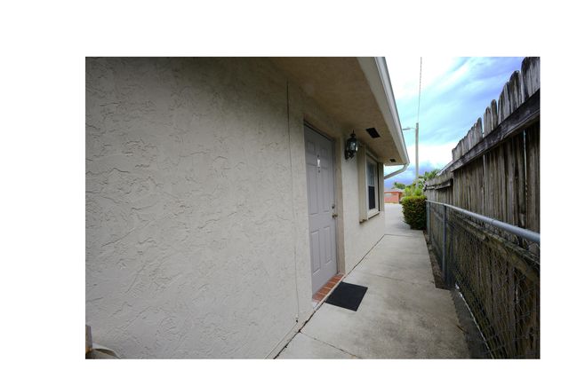 625 N M Street 1, Lake Worth Beach, FL 33460