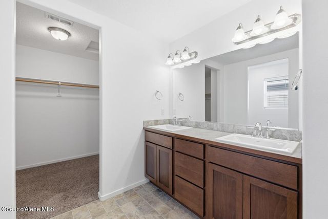 1436 N MINAM LOOP, Post Falls, ID 83854