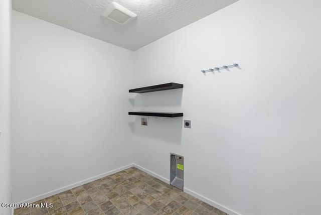 1436 N MINAM LOOP, Post Falls, ID 83854