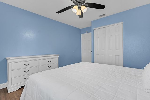 6221 Jack London Cir, Sacramento, CA 95842