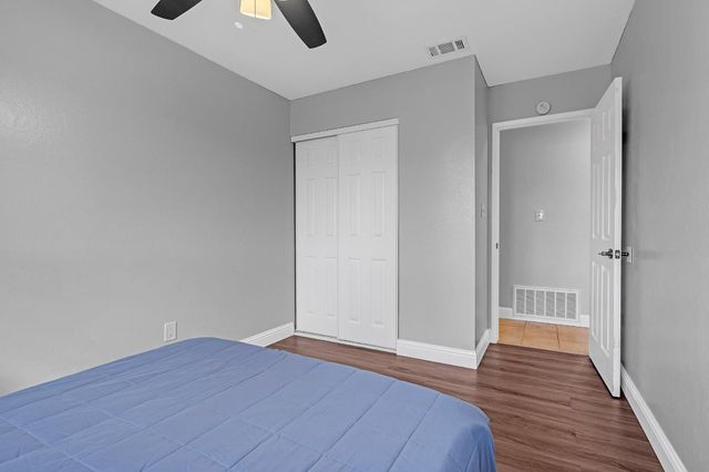 6221 Jack London Cir, Sacramento, CA 95842