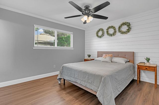 6221 Jack London Cir, Sacramento, CA 95842