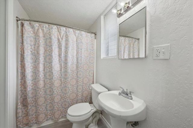 253 Hampton Lane, Beaumont, TX 77707