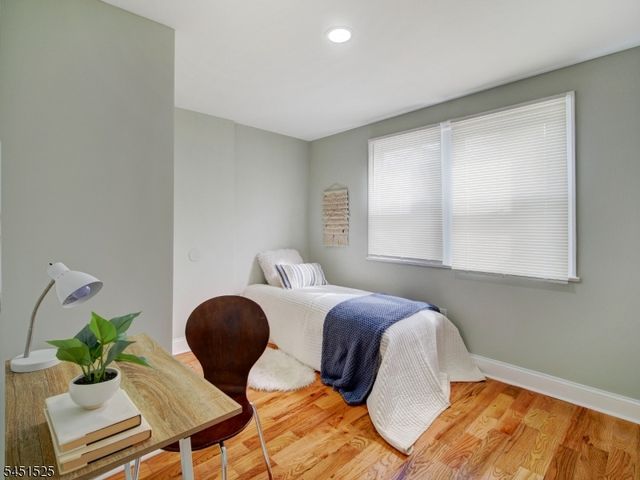 236 Franklin St, Elizabeth City, NJ 07206