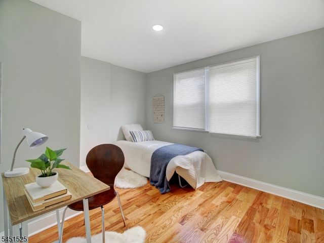236 Franklin St, Elizabeth City, NJ 07206