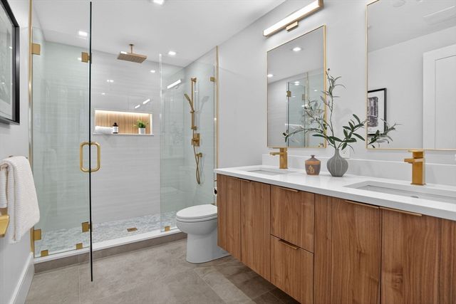 8-10 Mercer Street PH, Boston, MA 02127