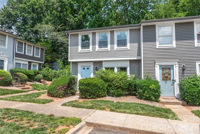 1221 Scaleybark Road F, Charlotte, NC 28209