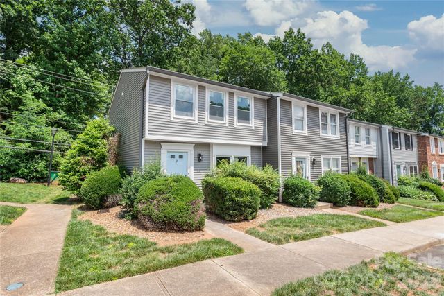 1221 Scaleybark Road F, Charlotte, NC 28209