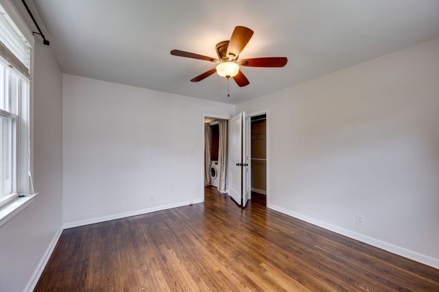 2223 Fernwood Dr, Nashville, TN 37216