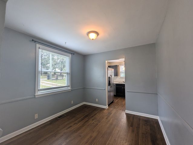 2223 Fernwood Dr, Nashville, TN 37216