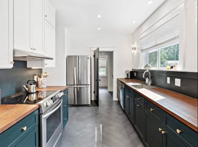 1002 Fairwin Ave, Nashville, TN 37216