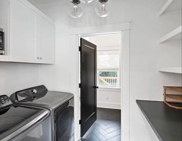 1002 Fairwin Ave, Nashville, TN 37216