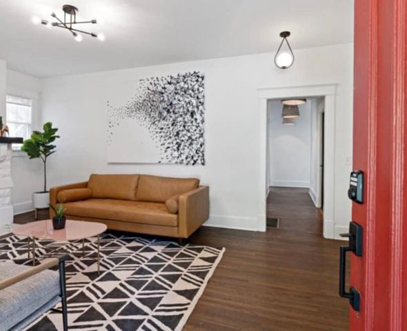 1002 Fairwin Ave, Nashville, TN 37216