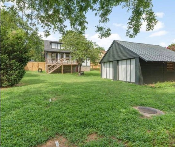 1002 Fairwin Ave, Nashville, TN 37216