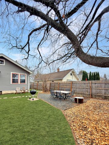 3334 Buchanan Street NE, Minneapolis, MN 55418