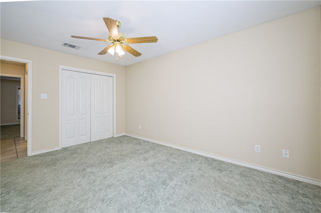 10416 N 7th St, Pettus, TX 78146