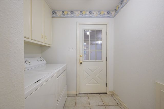 10416 N 7th St, Pettus, TX 78146