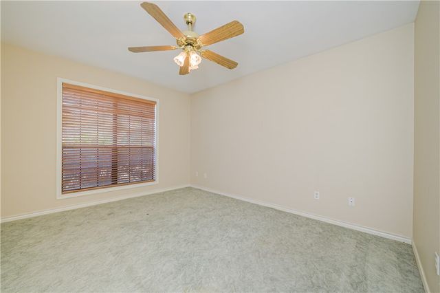 10416 N 7th St, Pettus, TX 78146