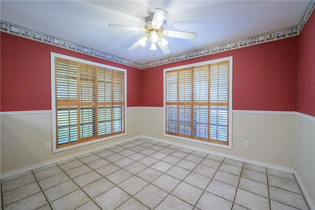 10416 N 7th St, Pettus, TX 78146