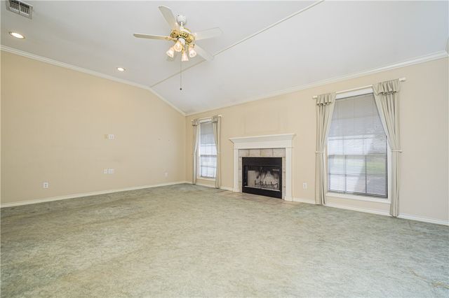 10416 N 7th St, Pettus, TX 78146