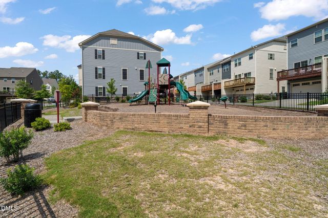 720 Channing Park Circle, Cary, NC 27519