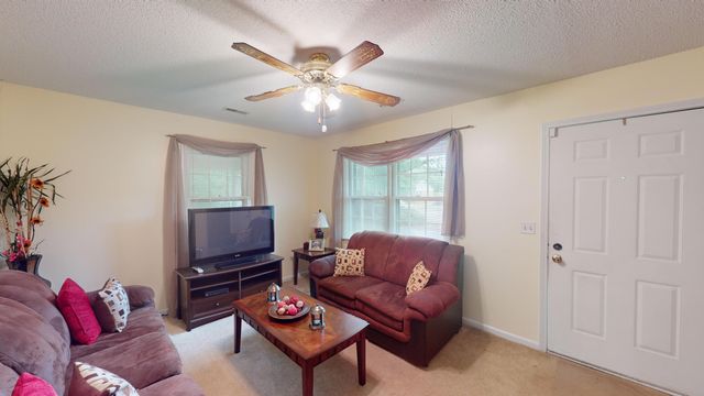 633 Sykes Street, Manning, SC 29102