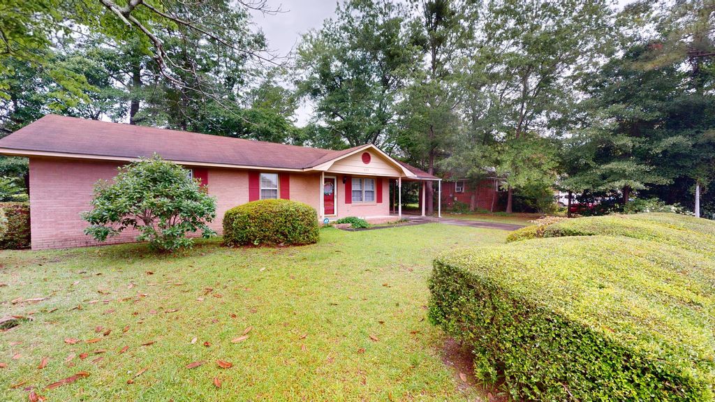 633 Sykes Street, Manning, SC 29102