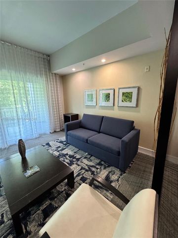 5300 NW 87th Ave 114, Doral, FL 33178