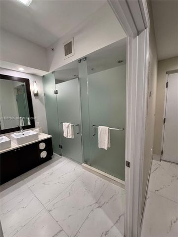 5300 NW 87th Ave 114, Doral, FL 33178