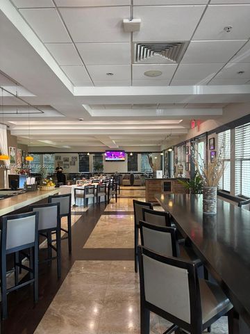 5300 NW 87th Ave 114, Doral, FL 33178