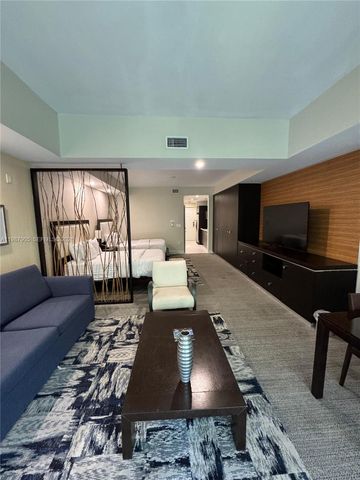 5300 NW 87th Ave 114, Doral, FL 33178