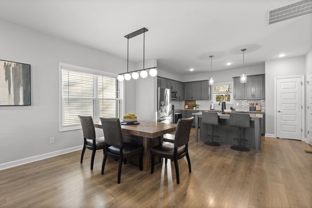 614 Parkvue Place Dr, Nashville, TN 37221