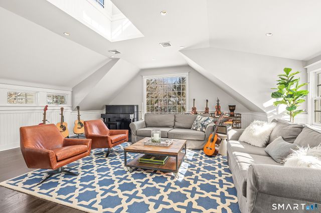 77 Golf Lane, Ridgefield, CT 06877