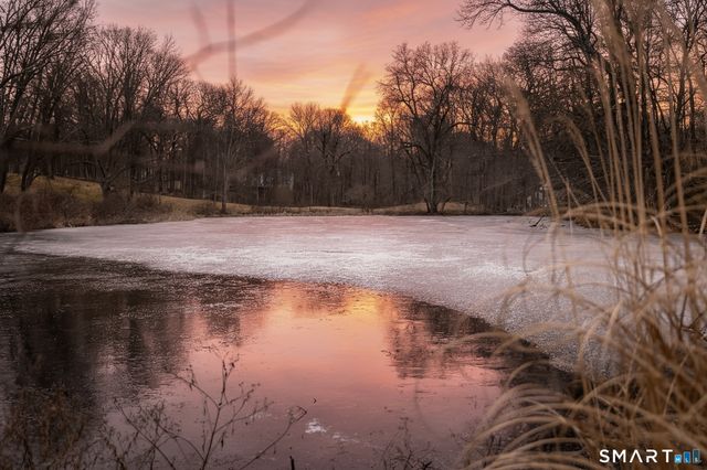 77 Golf Lane, Ridgefield, CT 06877