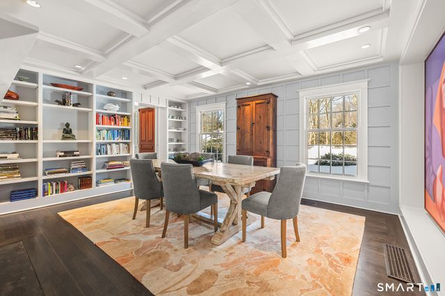 77 Golf Lane, Ridgefield, CT 06877