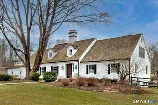 77 Golf Lane, Ridgefield, CT 06877
