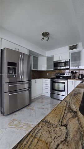16558 NE 26th Ave 5D, North Miami Beach, FL 33160