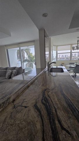 16558 NE 26th Ave 5D, North Miami Beach, FL 33160