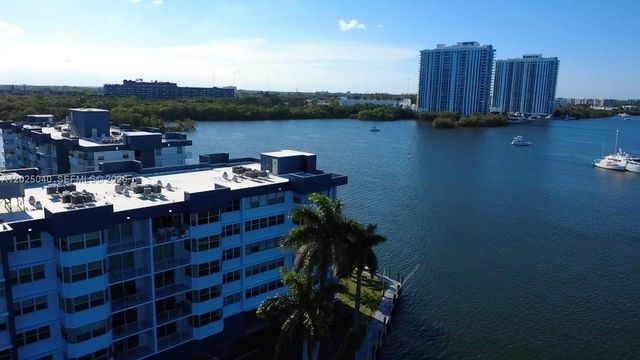 16558 NE 26th Ave 5D, North Miami Beach, FL 33160